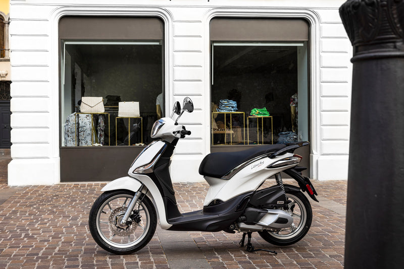 Piaggio Liberty 125 i-Get E5 - Bianco Luna 2024- £350 Saving Upon Registration